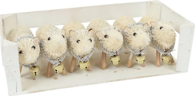 Hoff Interieur 2892 Stall (11x5 1/2x3 1/8in) With 6 Sheep (4 11/16x2x2 3/8in