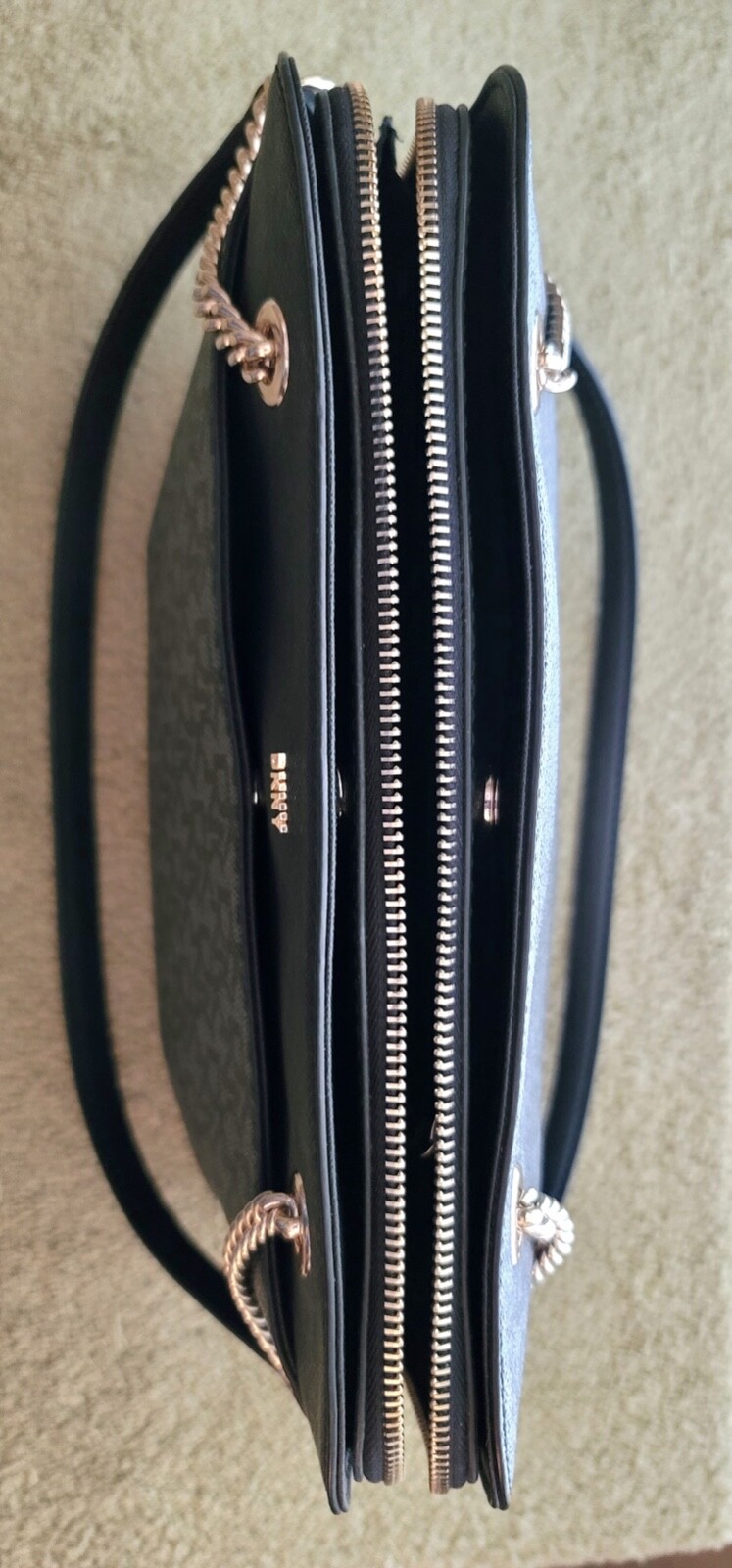 DKNY LOGO BRYANT PARK BLACK TOPZIP DOME SHOULDER BAG… Gem