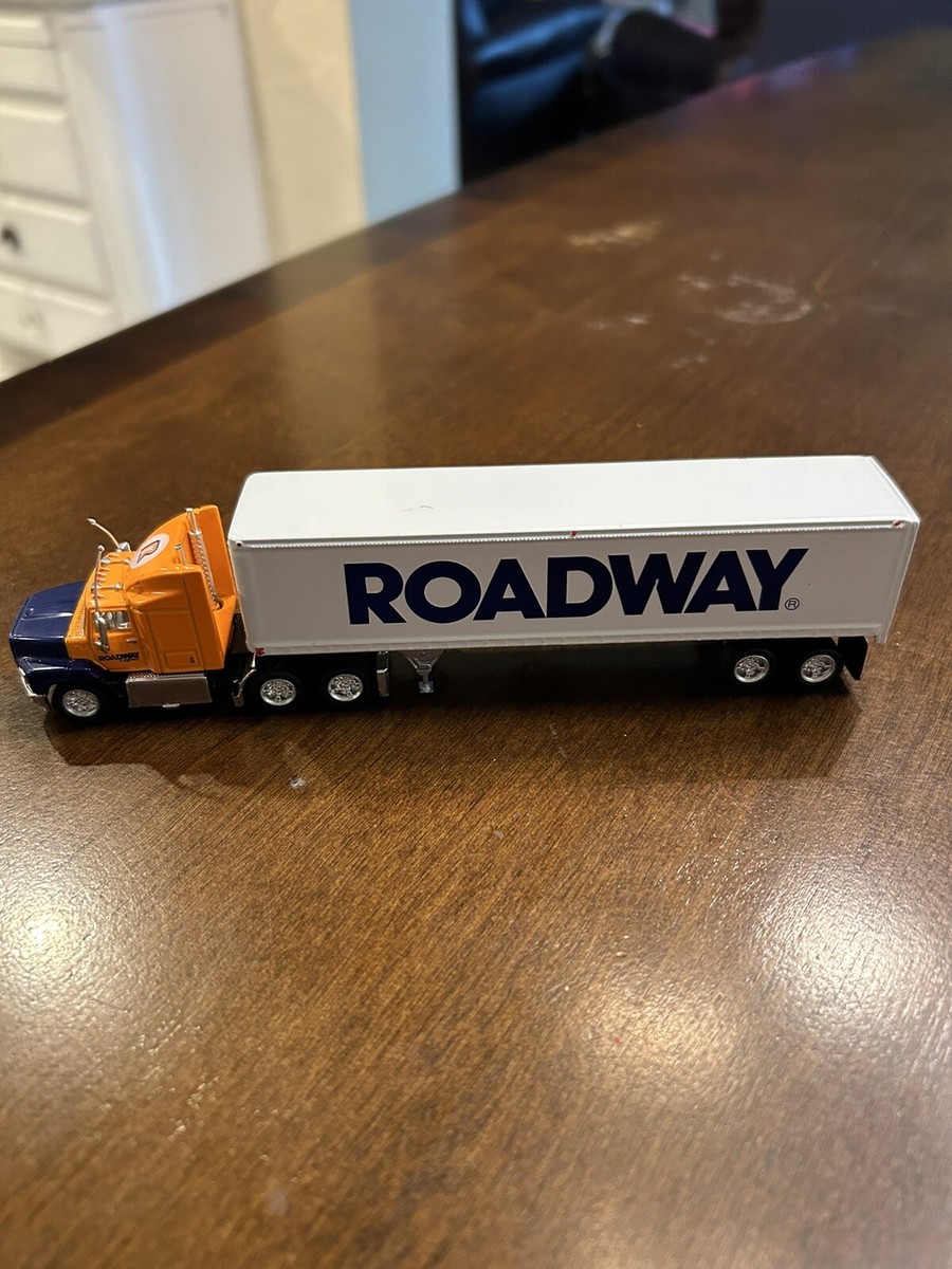 Matchbox Convoy – Semi-remorque Michelin – Ford Aeromax – Échelle 1:64 – Neuf