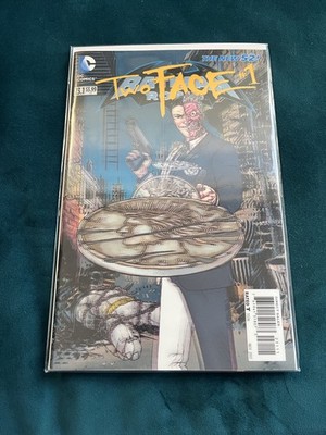 Batman & Robin #23.1 Two Face #1 DC Comic The New 52 Lenticular Variant Cover