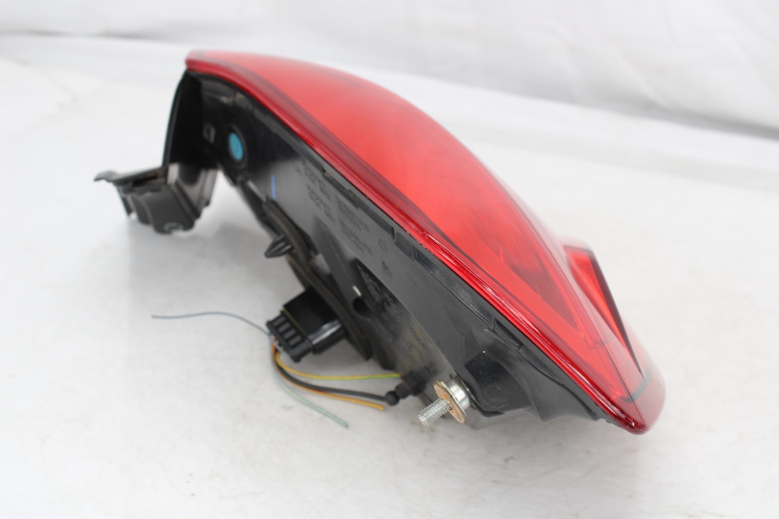 🚀 14-20 MASERATI GHIBLI - REAR LEFT OUTER QUARTER TAIL LIGHT LAMP OEM