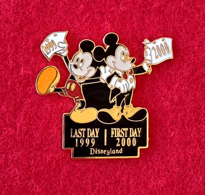 Disneyland new millenium LAST DAY 1999/FIRST DAY 2000 pin (limited release)