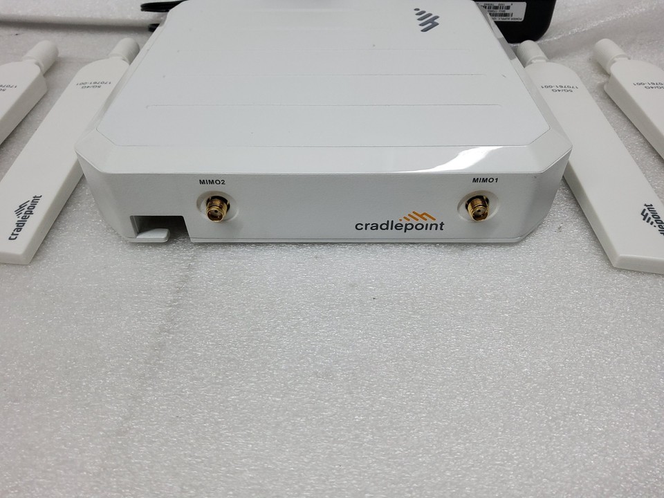 W1850 At&t Router Cradlepoint W1850-5GB 5G Wideband Router S5A032A With Antennas ...