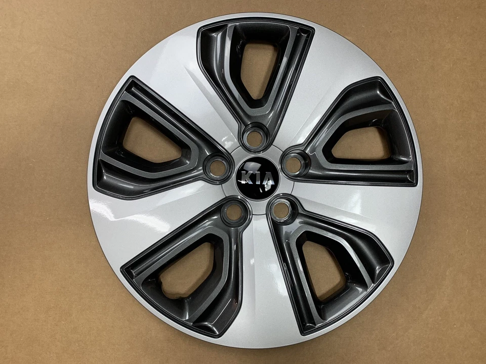 Tapacubos de cubierta de rueda genuina totalmente nuevos 2017-2020 Kia Niro juego de 4 nuevos OEM Foto 2 de 4