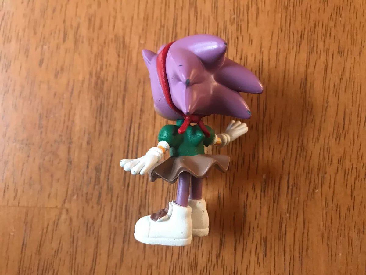 Rare 90s SEGA Sonic the Hedgehog knuckles Amy figure toy set Bulk sale  retro