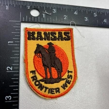 Vtg c 1980s COWBOY HORSE KANSAS FRONTIER WEST Patch (Travel & Tourism) 54aj