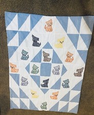 Appliqu cats dogs Crib Quilt see pictures for detail signed gingham back