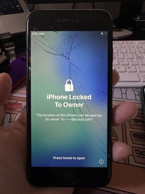 Apple iPhone SE 3rd Gen 64GB Black For Parts AS IS