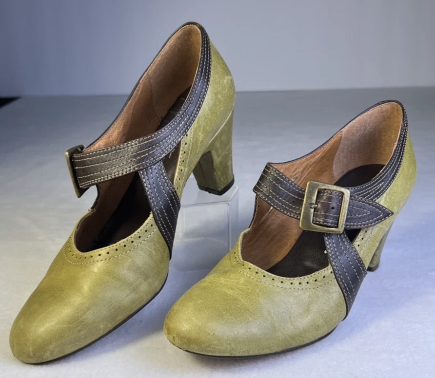 Remix Deluxe Vintage Classics DECO Antique Olive/Brown Women's Shoes - Image 3 of 4