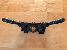 TOYOTA RAV4 WIPER / INDICATOR CONTROL STALK – MK4 XA40 (2013–2018): 33250-17F744