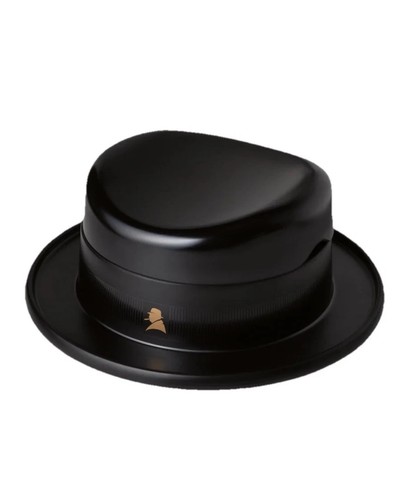 Davidoff Winston Churchill Top Hat Ashtray/ Humidor Displayed Only