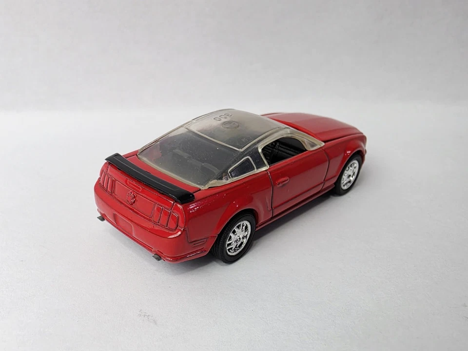 JOHNNY LIGHTNING 2006 FORD MUSTANG GT RED TEST SHOT SAMPLE VERY NICE!!!!! - Image 4 of 4