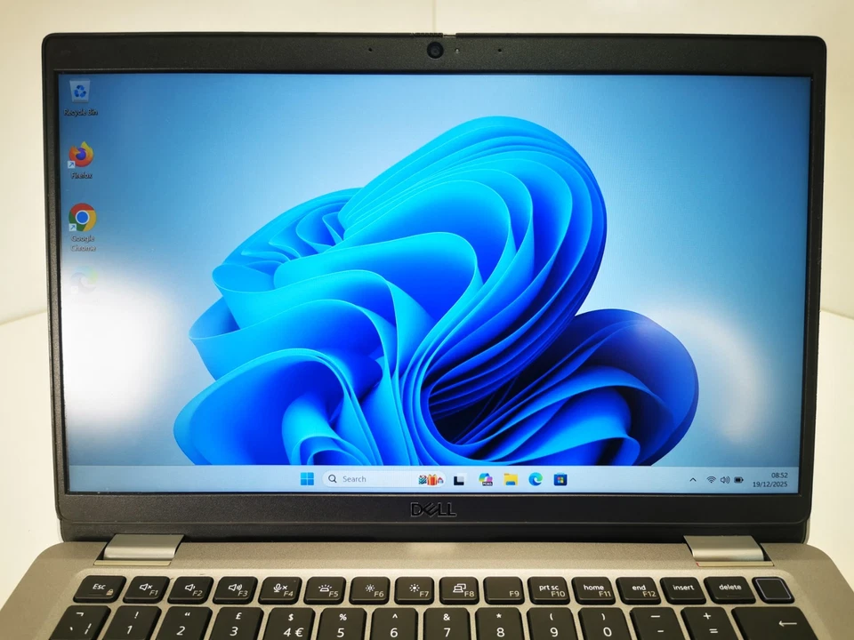 Dell Latitude 5330 · i5-1245U · 16GB · 256GB, photo 2 of 5