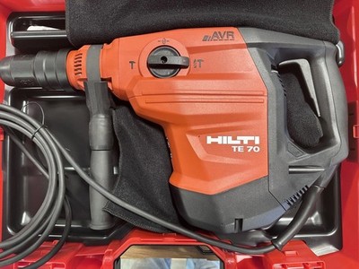 Hilti - TE 70-AVR 120V SDS Max Rotary hammer W/Bit. Free shipping! 