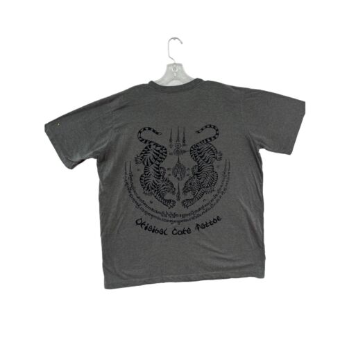 Sure Tiger Muay Thai T-Shirt Herren Gr. 2XL grau Amulett Sak Yant Tattoo Kickboxen - Bild 3 von 5