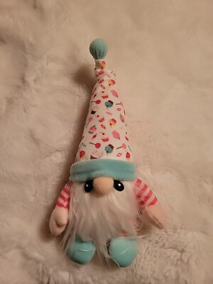 HUG Feel the Love Cupcake and Candy Gnome ''Happy'' Plush Gnome Decor NWT 