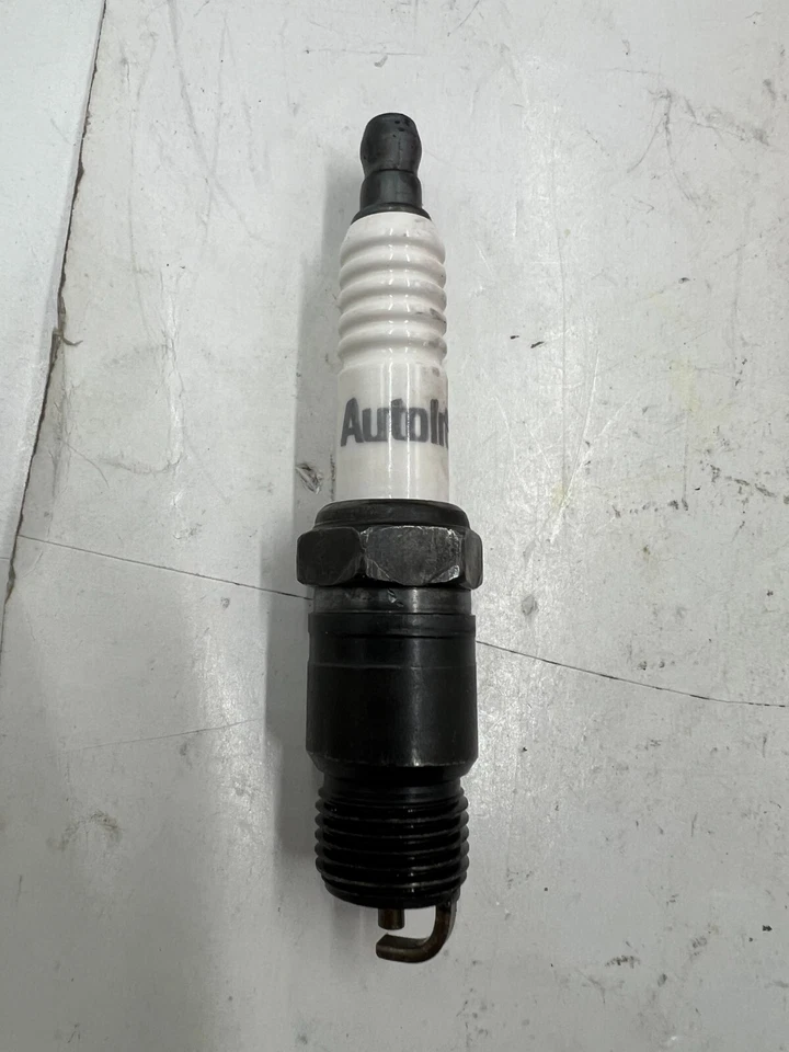 (QUANTIDADE 12) Vela de ignição Autolite resistor de núcleo de cobre 26 para 1993 Cadillac Fleetwood - Imagem 2 de 4