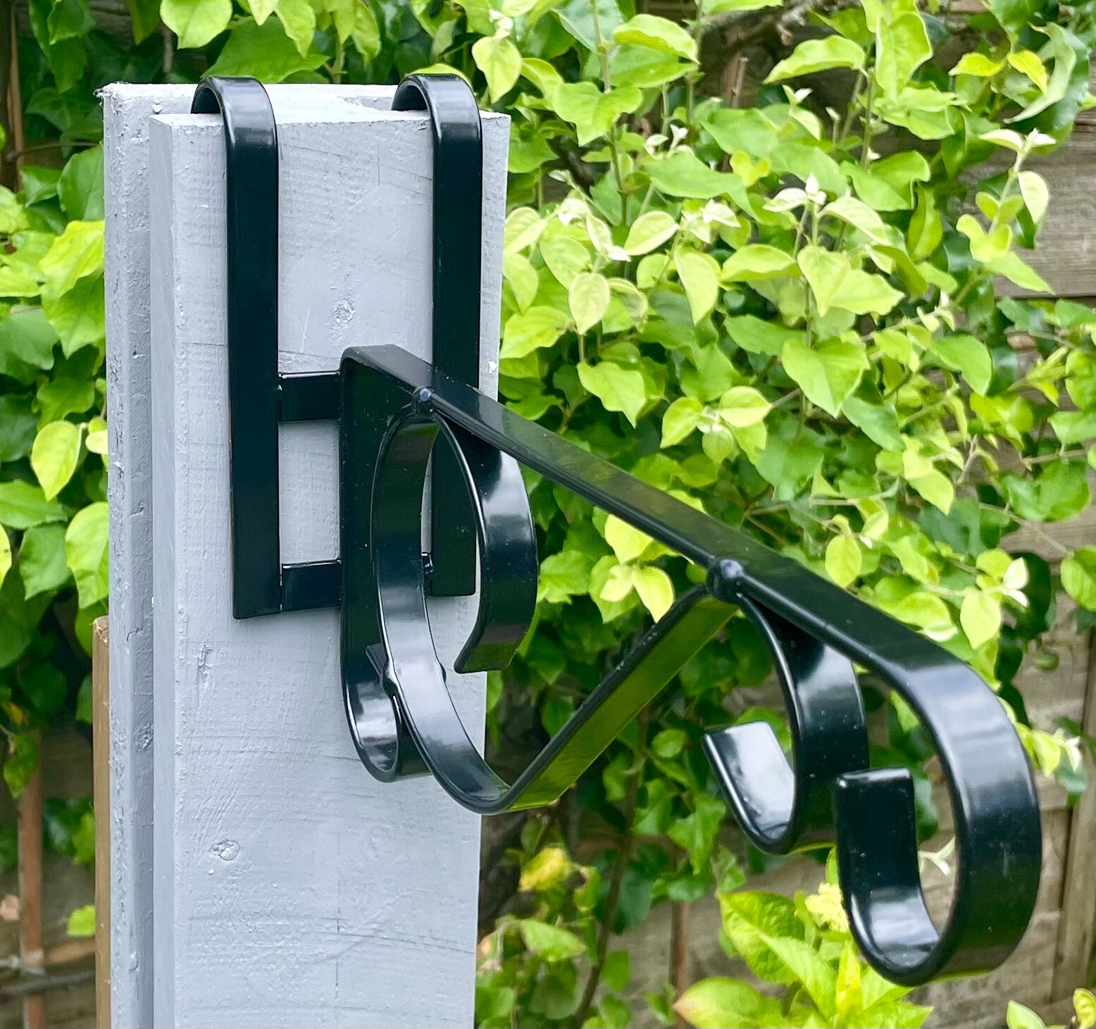 Slimline Concrete Fence Post Bracket