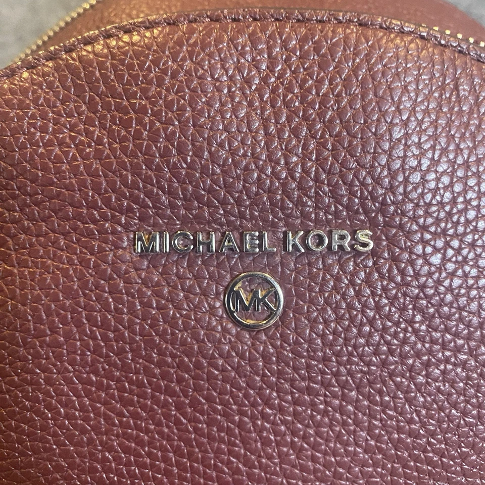 Mochila Michael Kors Brooklyn Borgonha Couro Marrom Grande Bolsa de Livro - Imagem 4 de 4