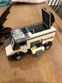 LEGO 7781 Batman The Batmobile Two Faces Escape - from 2006 - 83% Complete 