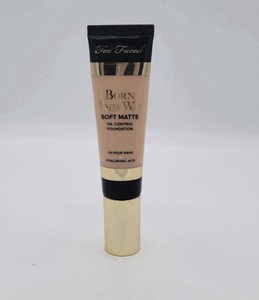 TOO FACED - BORN THIS WAY - SOFT MATTE OIL CONTROL FOUNDATION - WARM NUDE - NEW