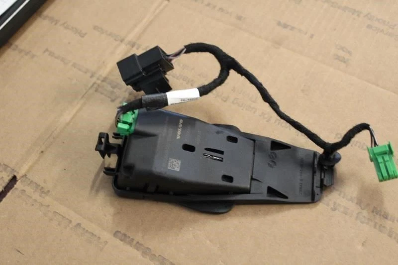 Volvo S60 Collison Sensor 2011 2012 2013 2014 2015 31295504 Foto 2 de 4