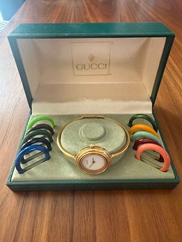 GUCCI Gold Bangle Watch Color Band 10pcs Circular Dial With 10 Color ...