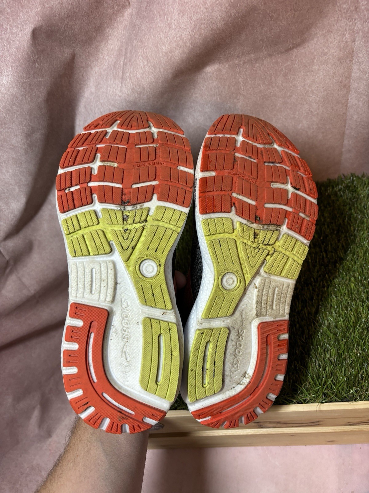 Brooks Ghost 16 Men's Running Shoes UK Size 8 image 7
