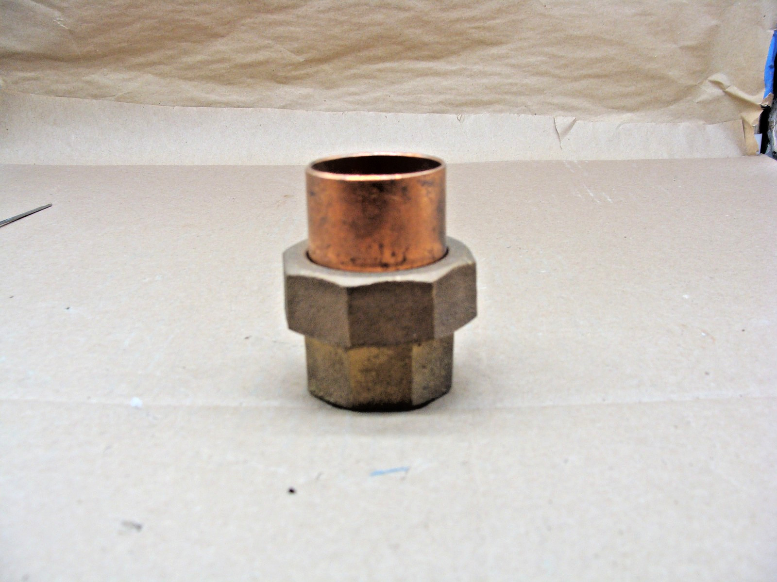 1-1/2" COPPER/BRONZE SWEAT UNION FITTING