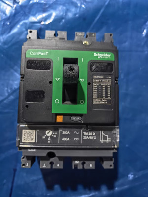 Schneider MCCB Circuit breaker, ComPacT NSX100N, 50kA/415VAC, 3 poles