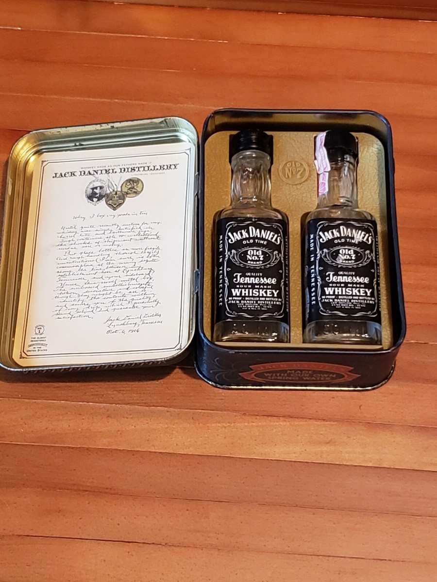 Vintage Jack Daniels Old No. 7 Tennessee Whiskey Tin Box With 2