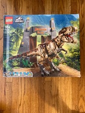 LEGO Jurassic Park T-Rex Rampage 75936 NEW But Damaged Box