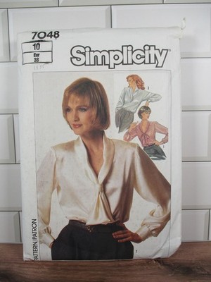 Simplicity Pattern 7048 Misses Pullover Blouse Size 10 Bust 32.5 Cut Complete