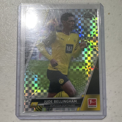 Topps 2021-22 Topps Chrome Jude Bellingham Borussia Dortmund X-Fractor #26/250
