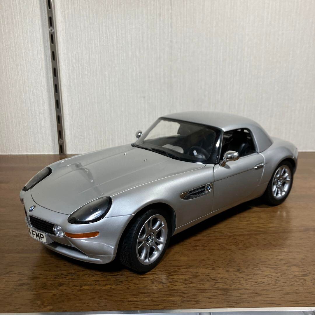 Discontinuednear Kyosho 1/12 Bmw Z8 007James Bond silver Cars
