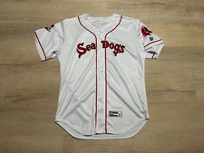 Three Plead Guilty in Fake Sports Memorabilia Case 4