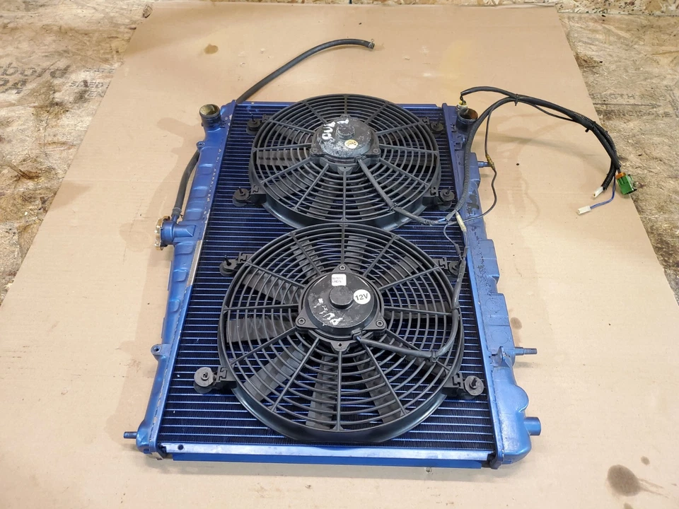 Radiador Nissan Skyline R33 GTR 1995-1998 Apexi vintage mercado de accesorios JDM Foto 3 de 4