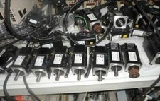 YASKAWA SERVO MOTOR SGMPS-02A2E2B FREE EXPEDI...
