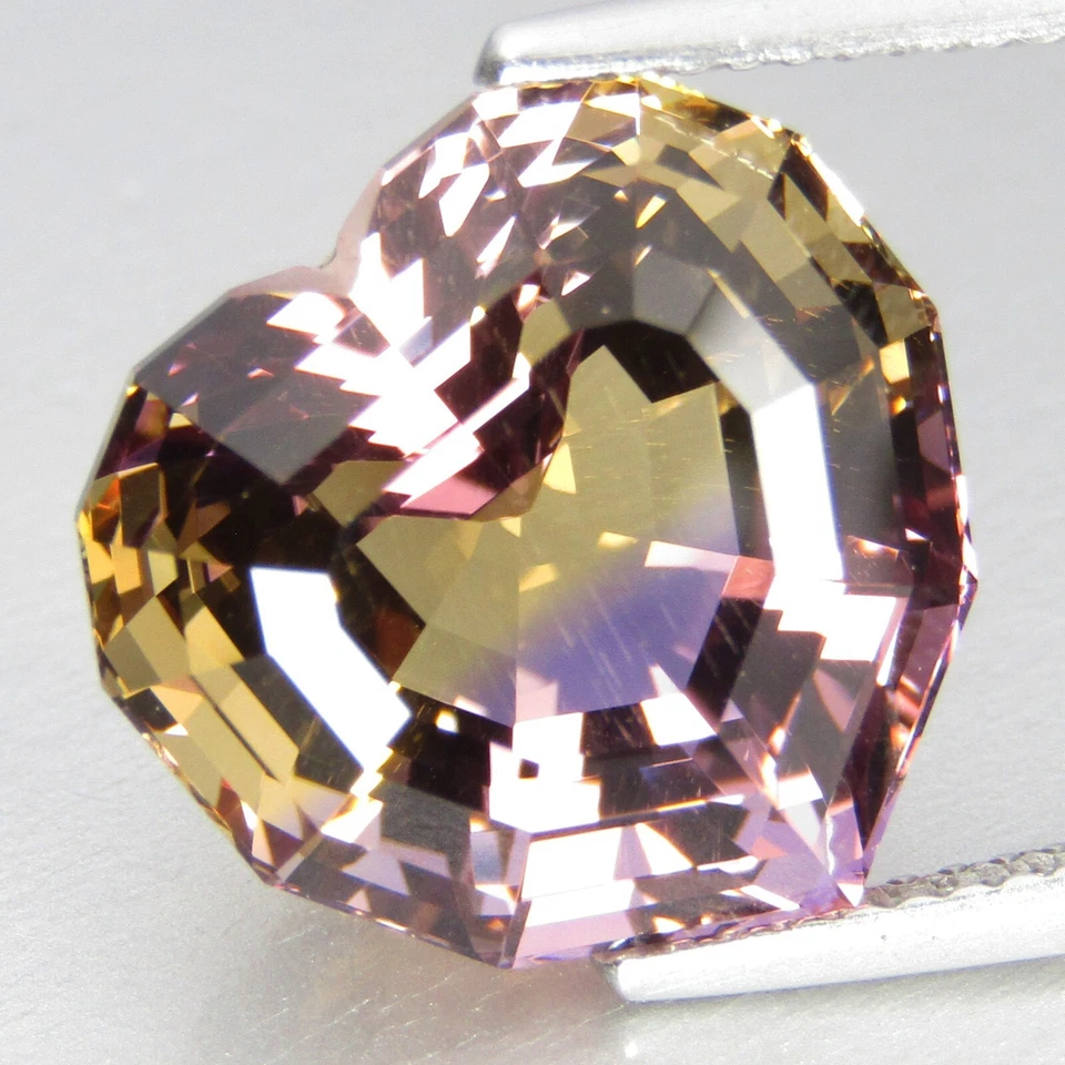 Piedra preciosa Brasil corte personalizado corazón ametrino natural deslumbrante 12,20 quilates ref-VDO Foto 2 de 4