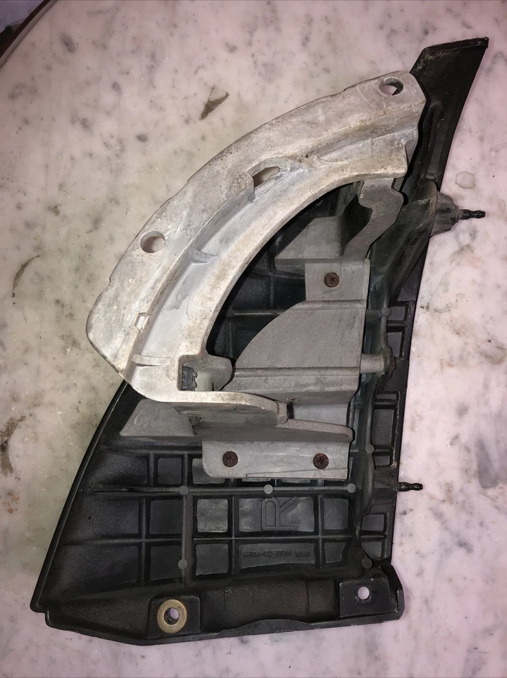 1990-1994 Mitsubishi 3000GT rear exterior panel by taillight RH body part G3 - Image 2 of 4