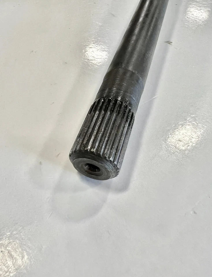 Eixo traseiro lateral esquerdo Mazda Rx3 808 lado curto - Imagem 4 de 4