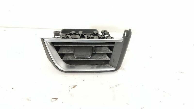 aireador derecho RENAULT CLIO 85kw Diesel 2019 2019-2023 K9K U8 687608207R