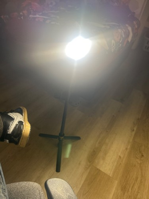 #ad Husky 800 Lumen LED Work Light with Detachable Tripod Model K40526 $15.00