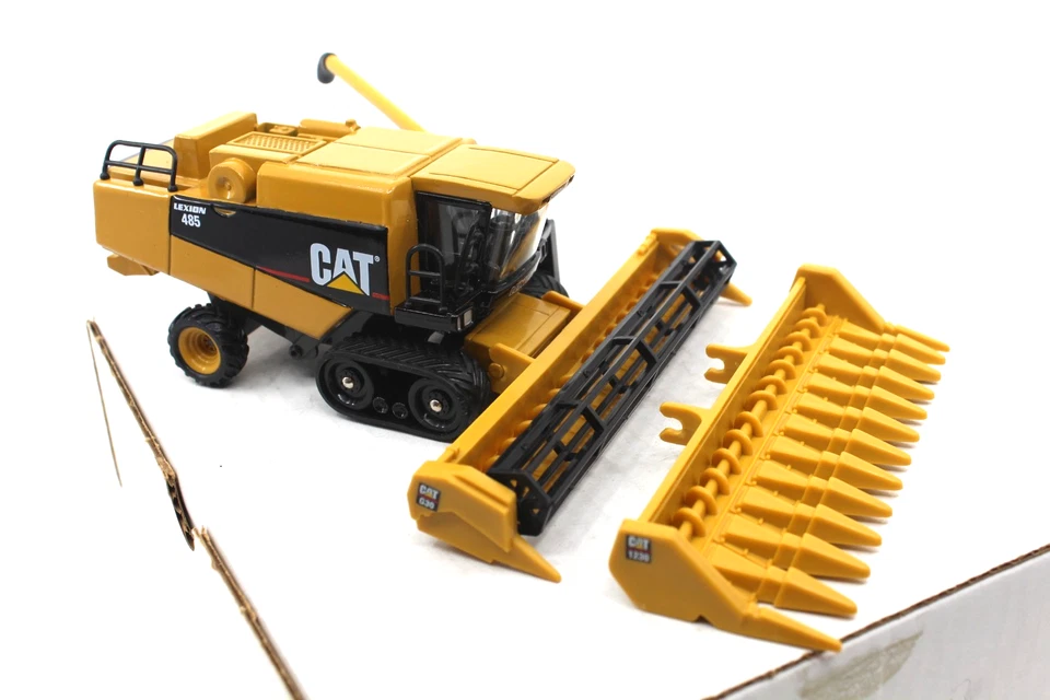 CAT Lexion 485 Combine 1/64 Both Heads Norscot Group Inc. EX/NM - Image 3 of 4