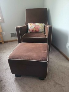 Monte "Luca Glider" Modern Glider Rocking Chair