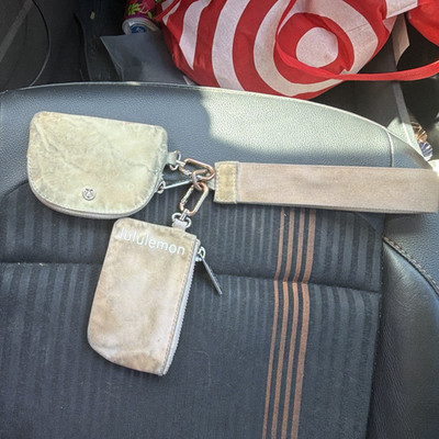 lululemon pink and white dual pouch wristlet used just needs a good cleaning ￼￼