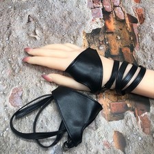 Women Wrist Band PuLeather Fingerless Glove Harajuku Sport Riding Gloves Gothic  
