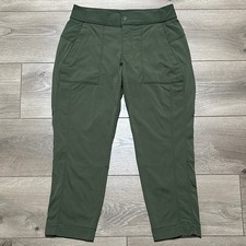 Athleta Trekkie 2.0 Mid Rise Hiking Crop Ankle Pants Green Size 2P