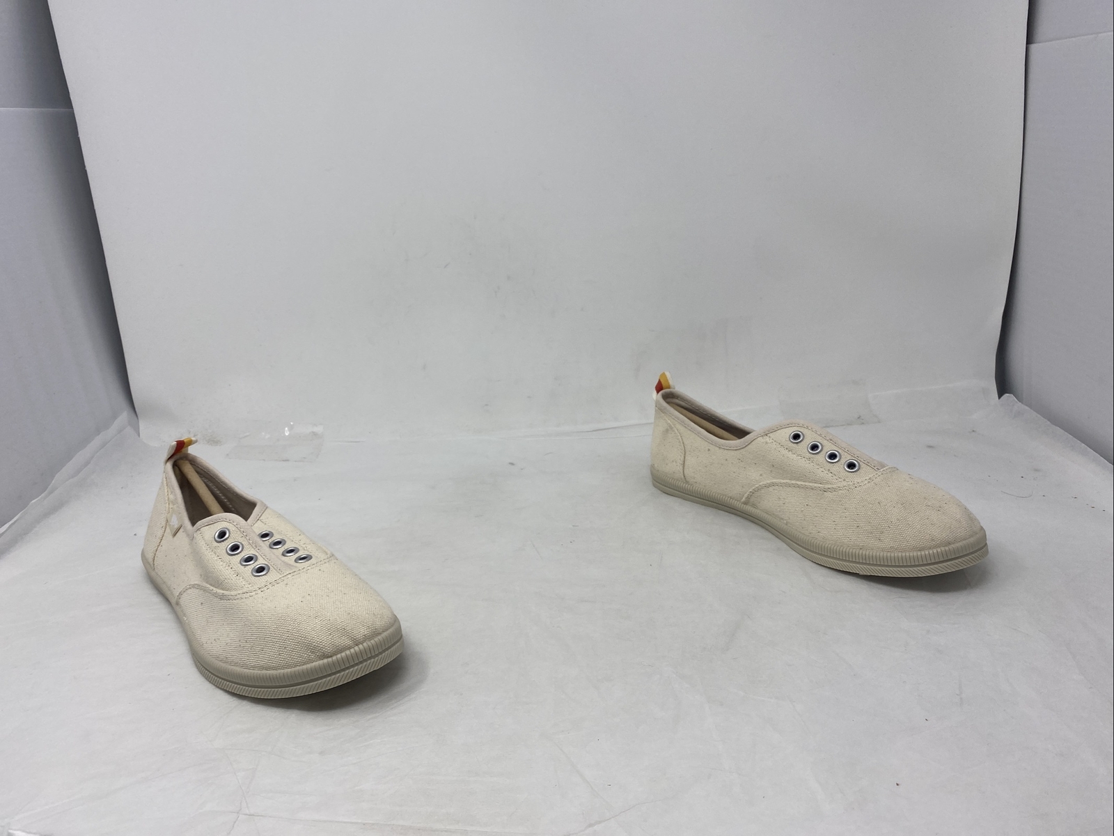 Rocket Dog Women s Slip On Shoe Beige