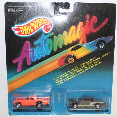  Hot Wheels Color Changers '57 T-Bird Ford Thunderbird und Dodge Manaco